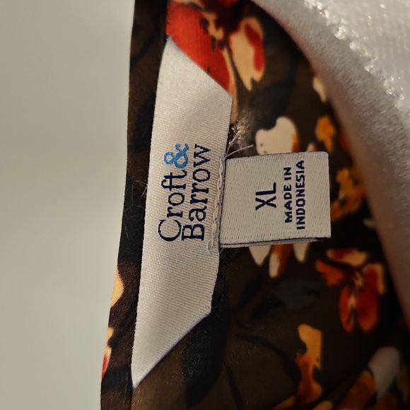 Croft & Barrow Floral Blouse - Orange and Brown. XL - Picture 2 of 5